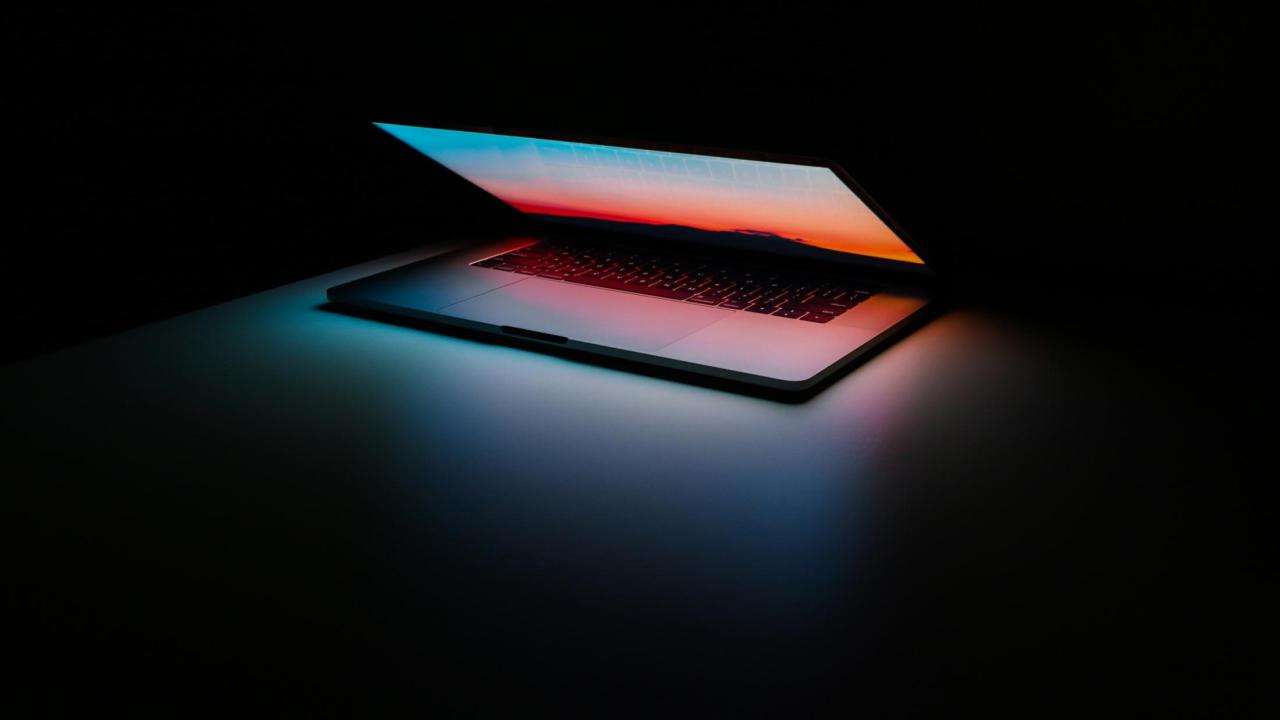 Glowing computer