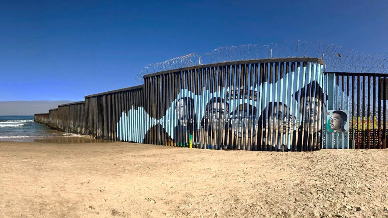 US/Mexico border wall mural project by Public Scholar Lizbeth De La Cruz Santana US/Mexico border wall mural project by Public Scholar Lizbeth De La Cruz Santana